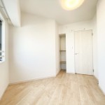  |  Interior photo 12