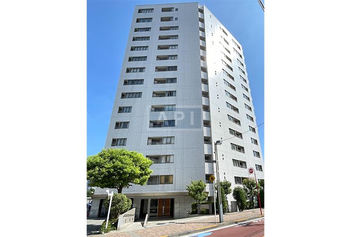  |  Exterior photo 01
