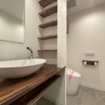  |  Interior photo 17