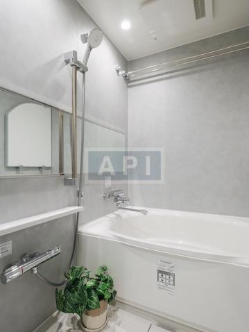 |  Interior photo 08