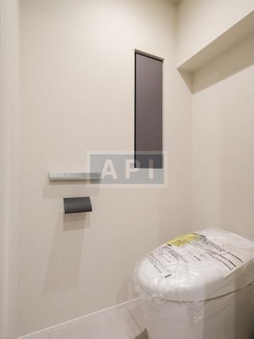  |  Interior photo 12