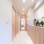  |  Interior photo 10