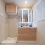  |  Interior photo 05