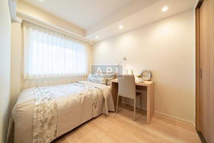  |  Interior photo 08