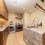  |  Interior photo 04