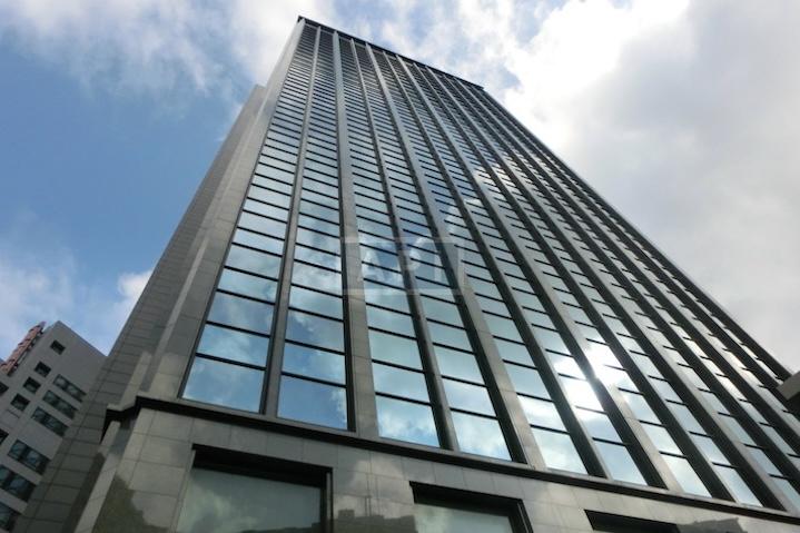  |  Exterior photo 02