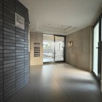  |  Exterior photo 06