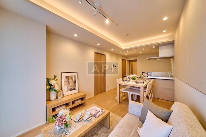  |  Interior photo 02