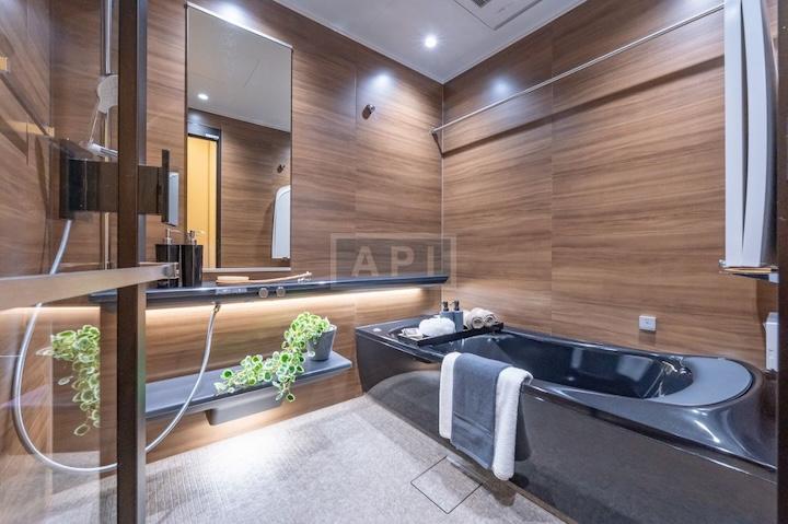  |  Interior photo 08
