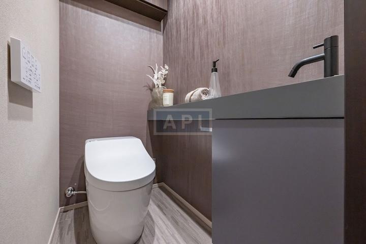  |  Interior photo 09