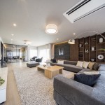  |  Interior photo 04