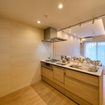  |  Interior photo 03