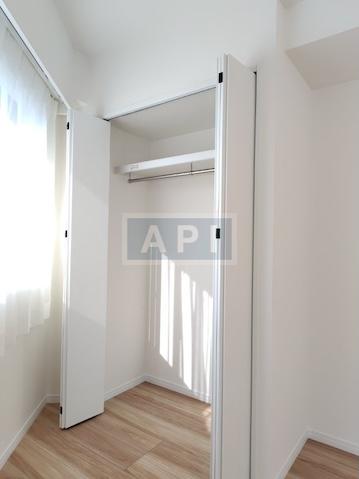  |  Interior photo 09