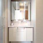  |  Interior photo 04