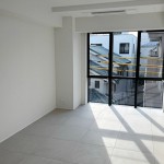  |  Interior photo 01