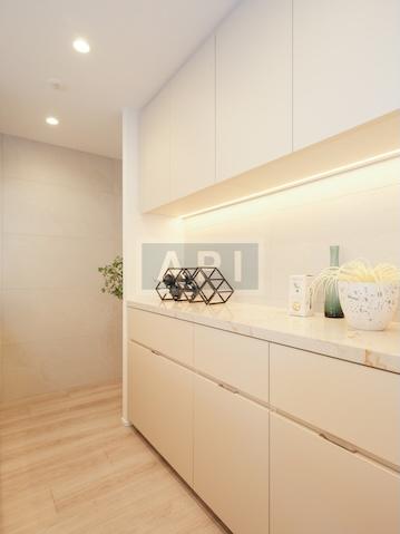  |  Interior photo 05