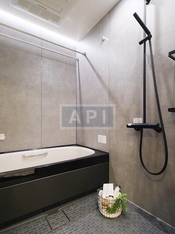  |  Interior photo 07