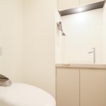 |  Interior photo 11