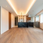 |  Interior photo 01