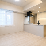  |  Interior photo 01