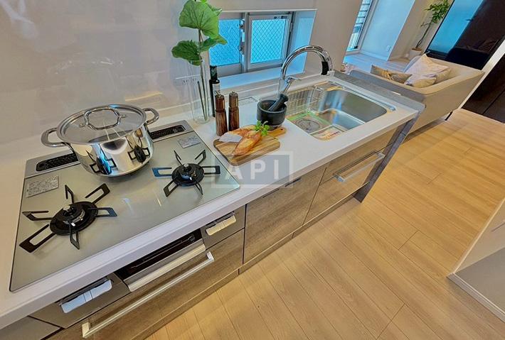  |  Interior photo 07