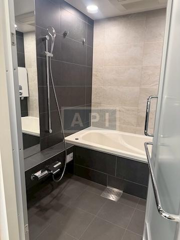  |  Interior photo 06