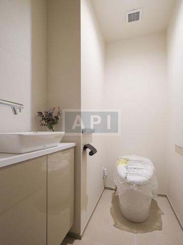  |  Interior photo 09