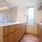  |  Interior photo 04