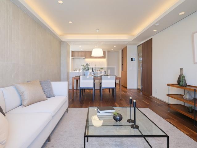  |  Interior photo 02