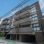  |  Exterior photo 01