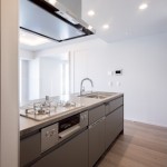  |  Interior photo 06