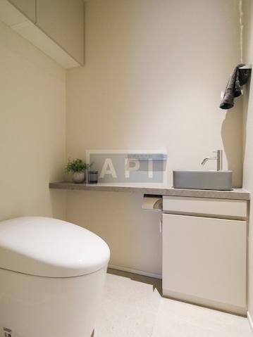  |  Interior photo 09