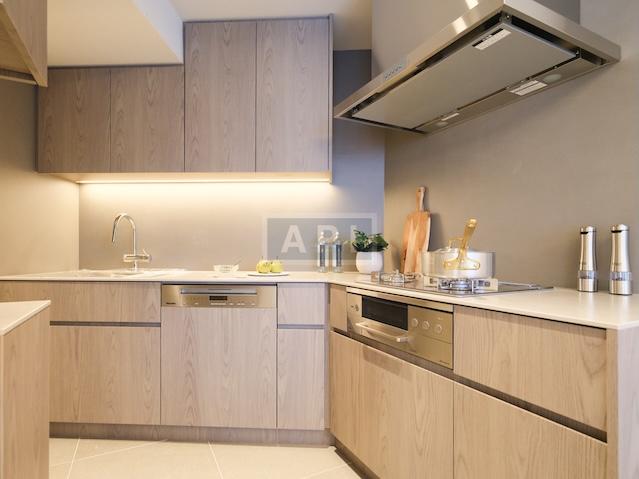  |  Interior photo 05