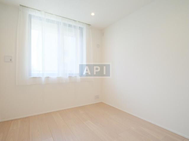  |  Interior photo 12