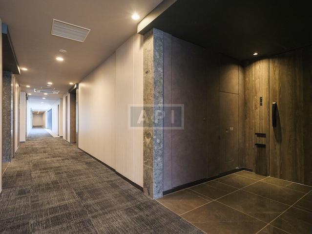  |  Interior photo 17
