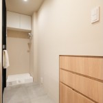  |  Interior photo 07