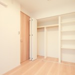  |  Interior photo 10