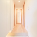  |  Interior photo 13