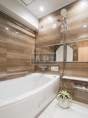  |  Interior photo 07