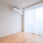  |  Interior photo 13