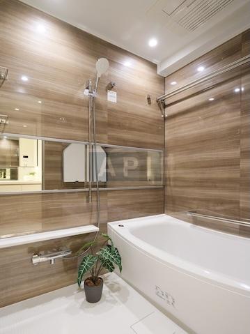  |  Interior photo 07