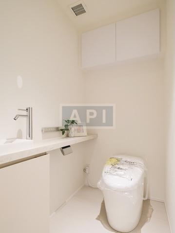  |  Interior photo 08