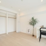  |  Interior photo 12