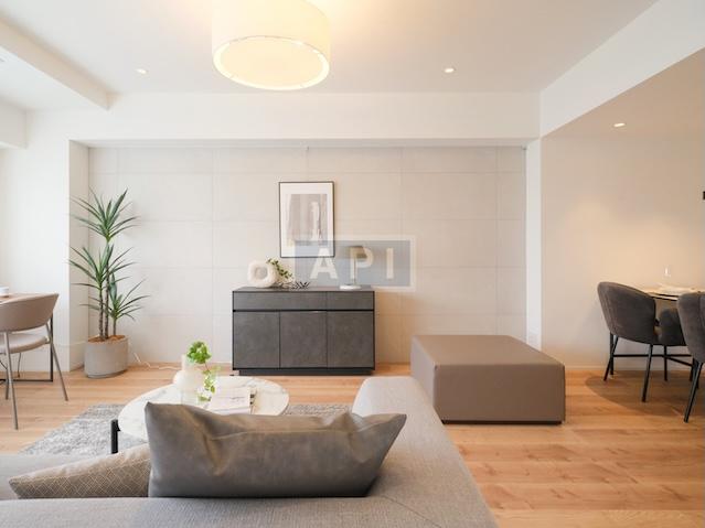  |  Interior photo 03