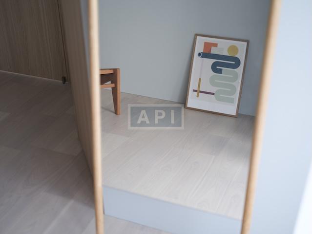  |  Interior photo 12