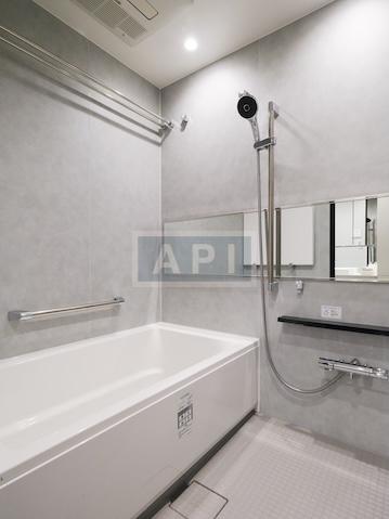  |  Interior photo 09