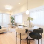  |  Interior photo 01