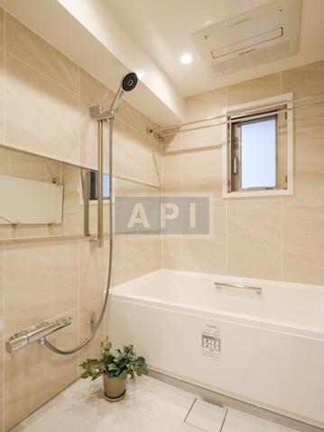  |  Interior photo 07