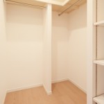  |  Interior photo 11