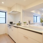  |  Interior photo 05